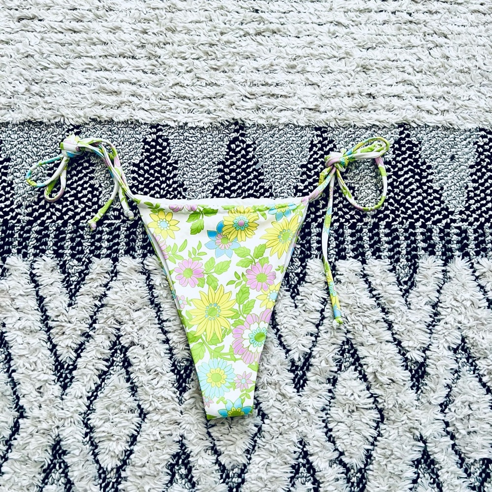 FRANKIES BIKINIS Secret Garden Tia Bottoms Only